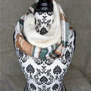 Cozy Cream & Plaid Infinity Scarf